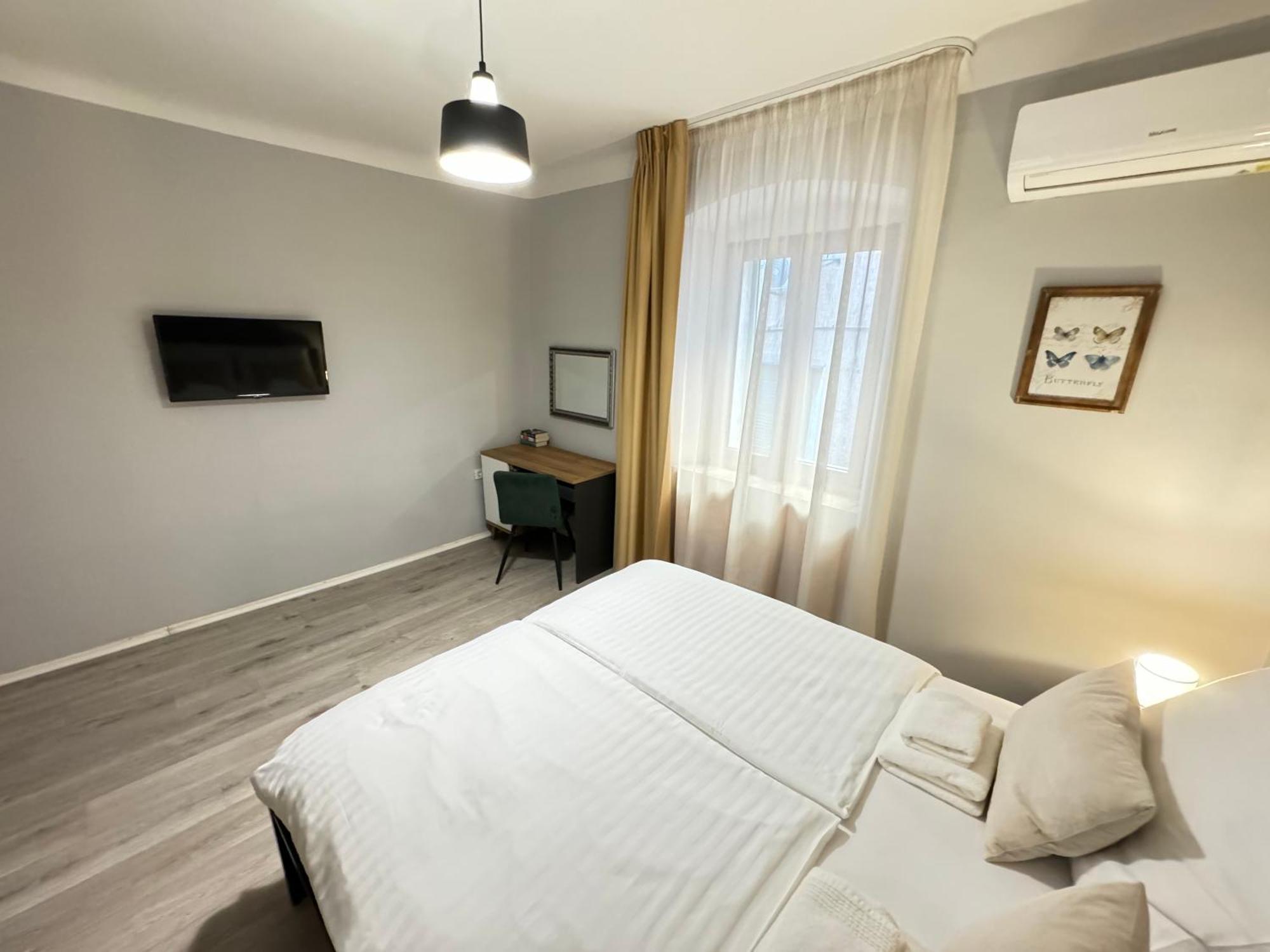 Apartment Four Seasons