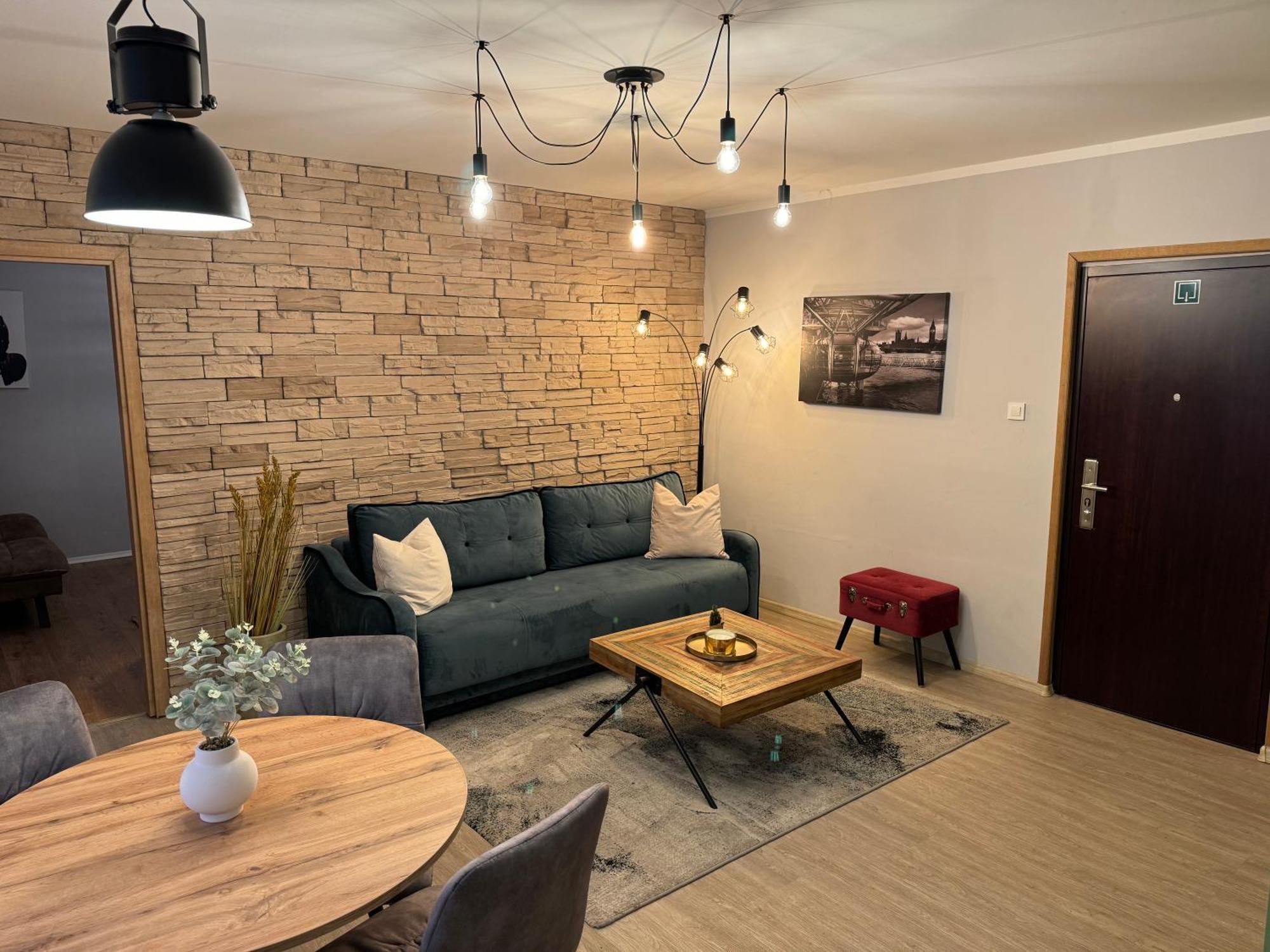 Apartment Four Seasons