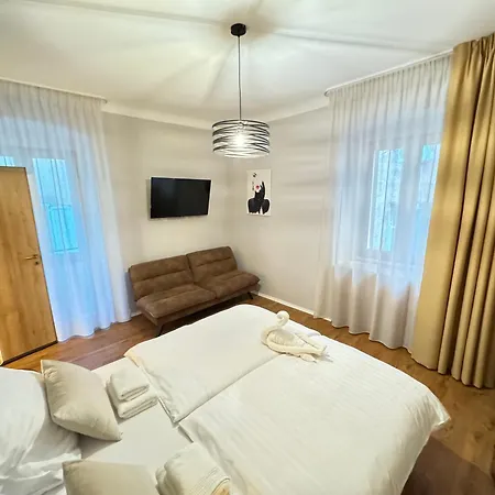 Four Seasons Apartment Rijeka Exterior photo